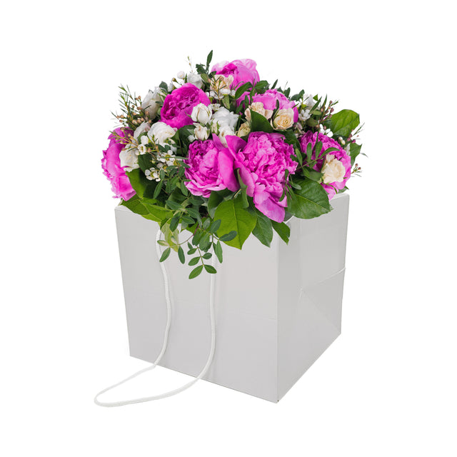 Pungă hârtie ALBĂ pentru flori cu mânere din șnur textil 23 x 20(H) x 20cm