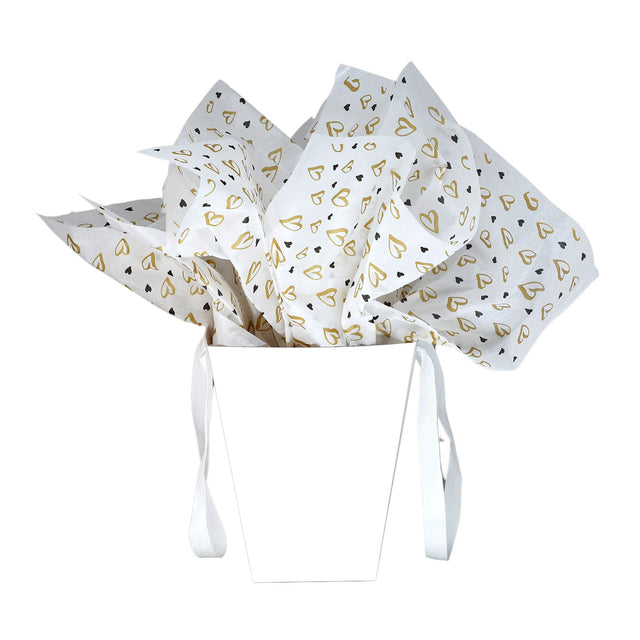 Hârtie de mătase model love Golden Hearts, puse într-o pungă de hârtie, 17g/m² – dimensiune 50x75cm