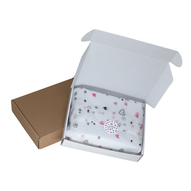 Sticker model Love Mini Hearts 8a, ambalat într-o cutie de transport cu hartie de matase floral 17g/m² – dimensiune 50x75cm