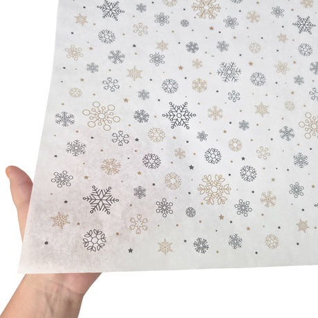 Hârtie de mătase model Crăciun Snowflakes & Sparkles, textură și transparență, 28gsm – dimensiune 50x75cm