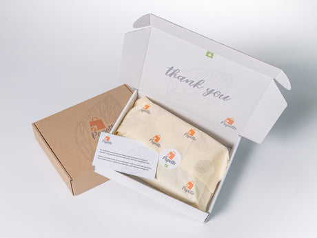 Hârtie de mătase ivory personalizată, aranjată într-o cutie de transport si thank you card, 28g/m² – dimensiune 50x75cm