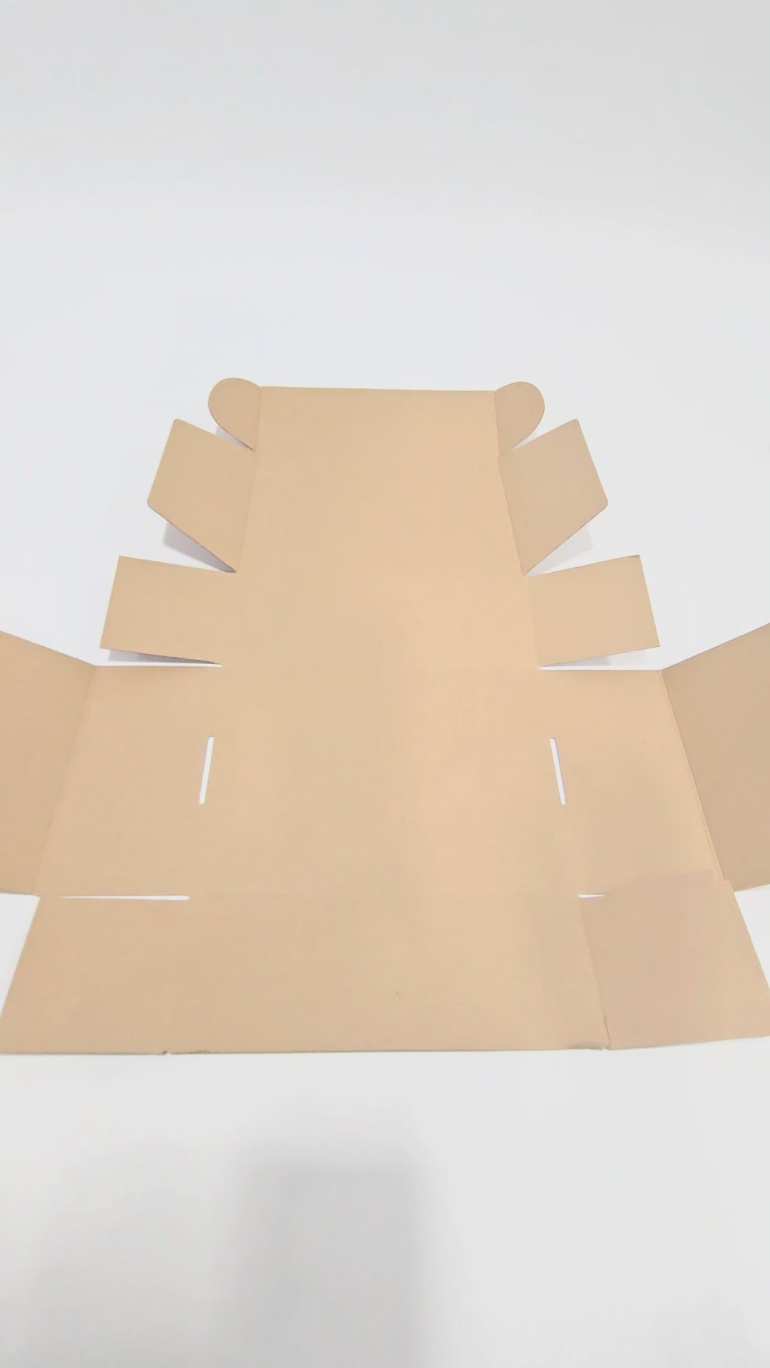 Ansamblare Cutie cu autoformare NATUR Model Craciun Gingerbread Parade dimensiune 28 x 20 x 10cm