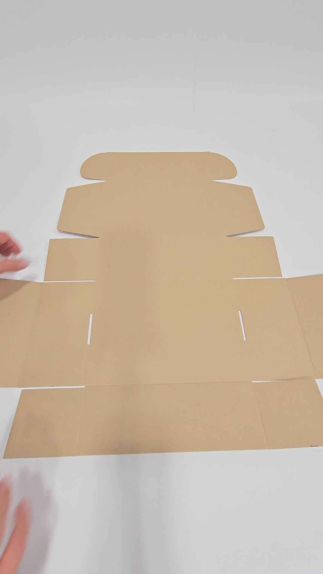 Ansamblare Cutie cu autoformare NATUR Model Craciun Santa’s Gift Lab dimensiune 28 x 20 x 10cm