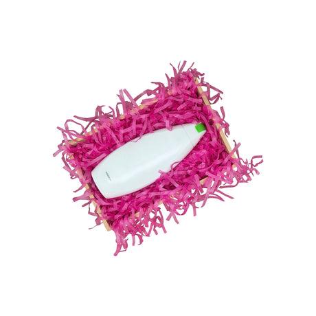 Umplutură din hârtie de mătase roz fuxia prezentata într-o cutie cadou natur